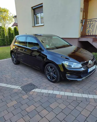 lubelskie Volkswagen Golf cena 42500 przebieg: 212000, rok produkcji 2015 z Józefów